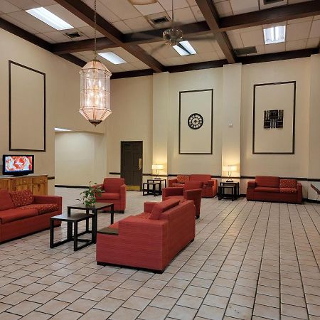 Rest Inn - Extended Stay, I-40 Airport, Wedding & Event Center Αμαρίλο Εξωτερικό φωτογραφία