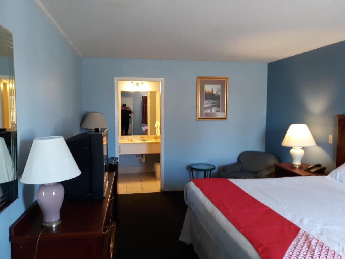 Rest Inn - Extended Stay, I-40 Airport, Wedding & Event Center Αμαρίλο Εξωτερικό φωτογραφία